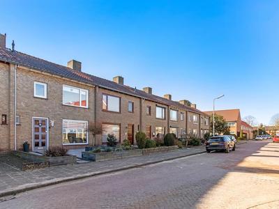 Iepenstraat 28 in Oudenbosch 4731 BN